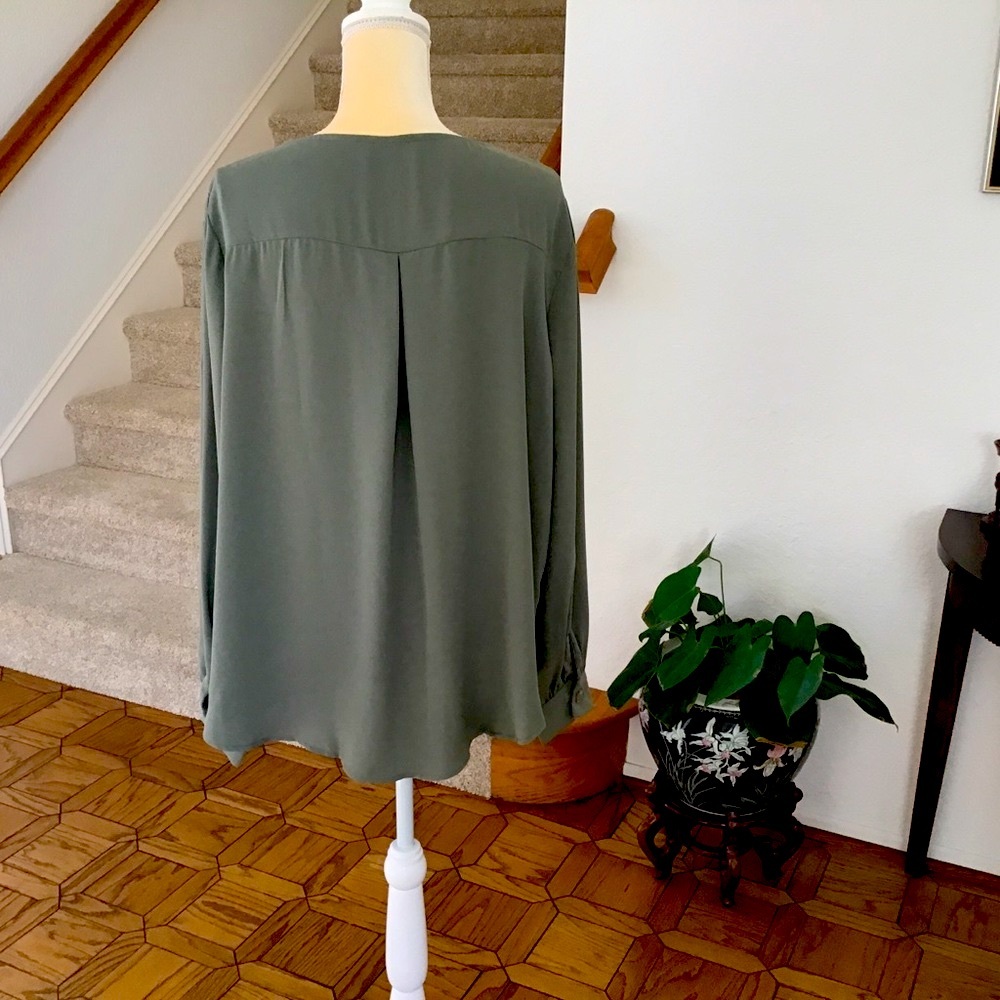 Long Sleeve V-Neck Blouse (NEW) - Picture 2 of 7